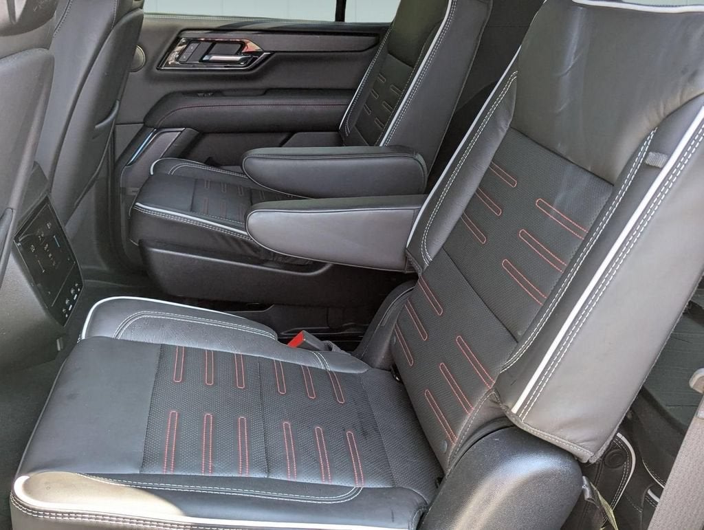 2025 GMC Yukon AT4 Ultimate