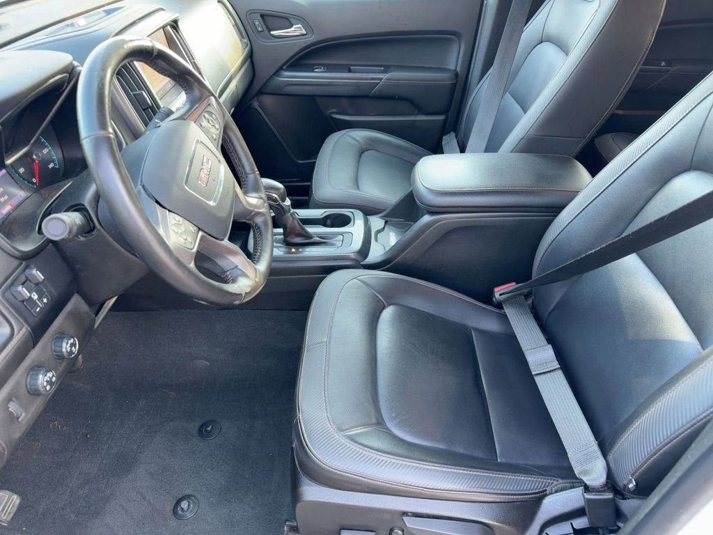 2022 GMC Canyon AT4 - Leather