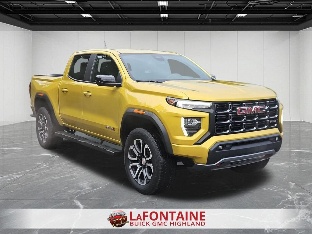 2023 GMC Canyon 4WD AT4