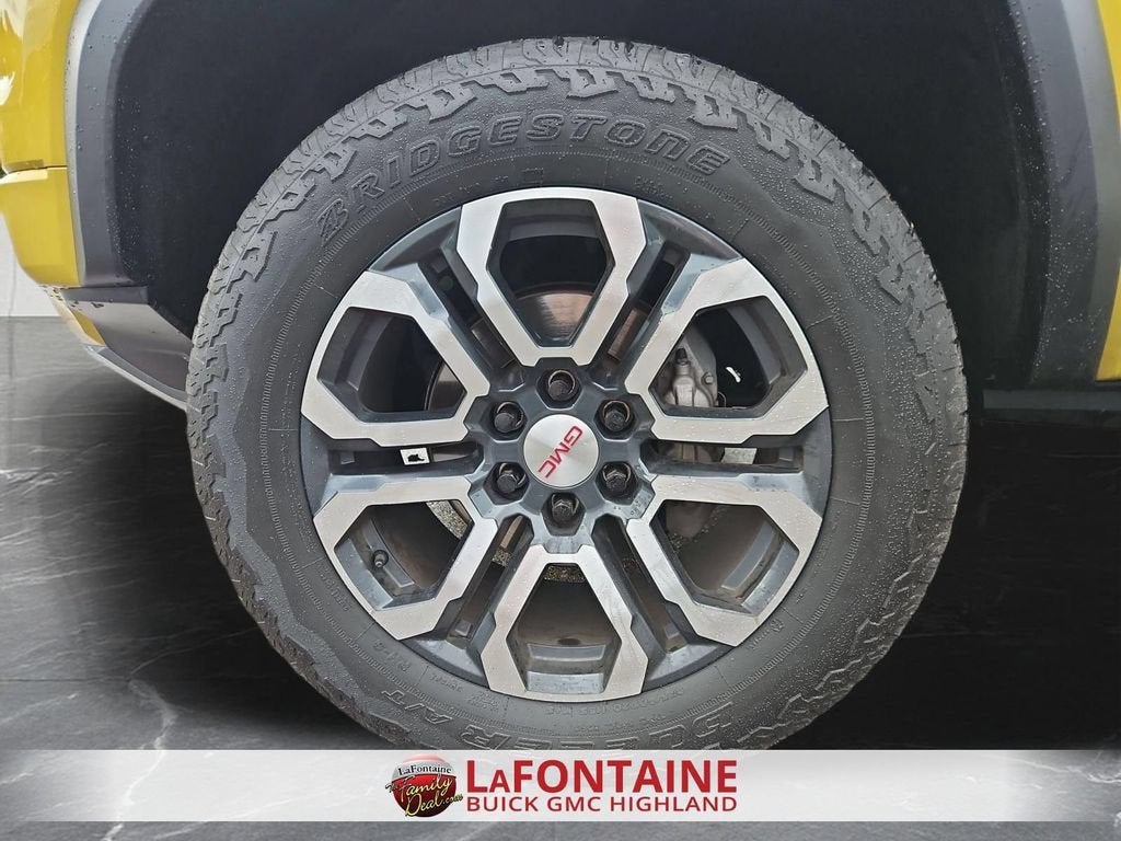 2023 GMC Canyon 4WD AT4