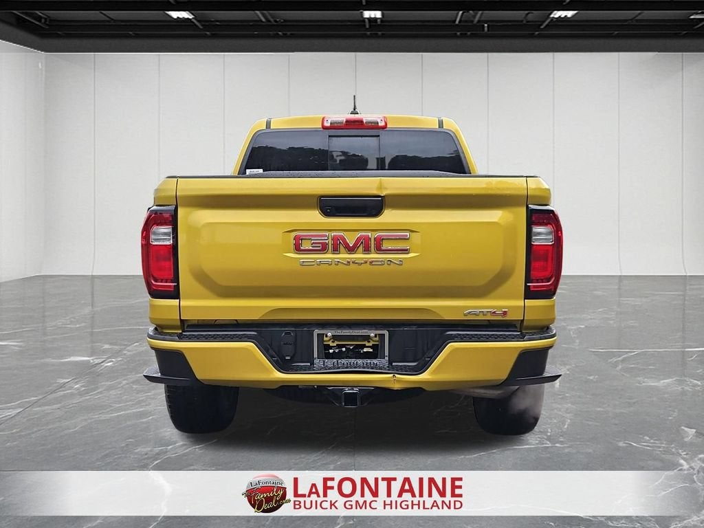 2023 GMC Canyon 4WD AT4