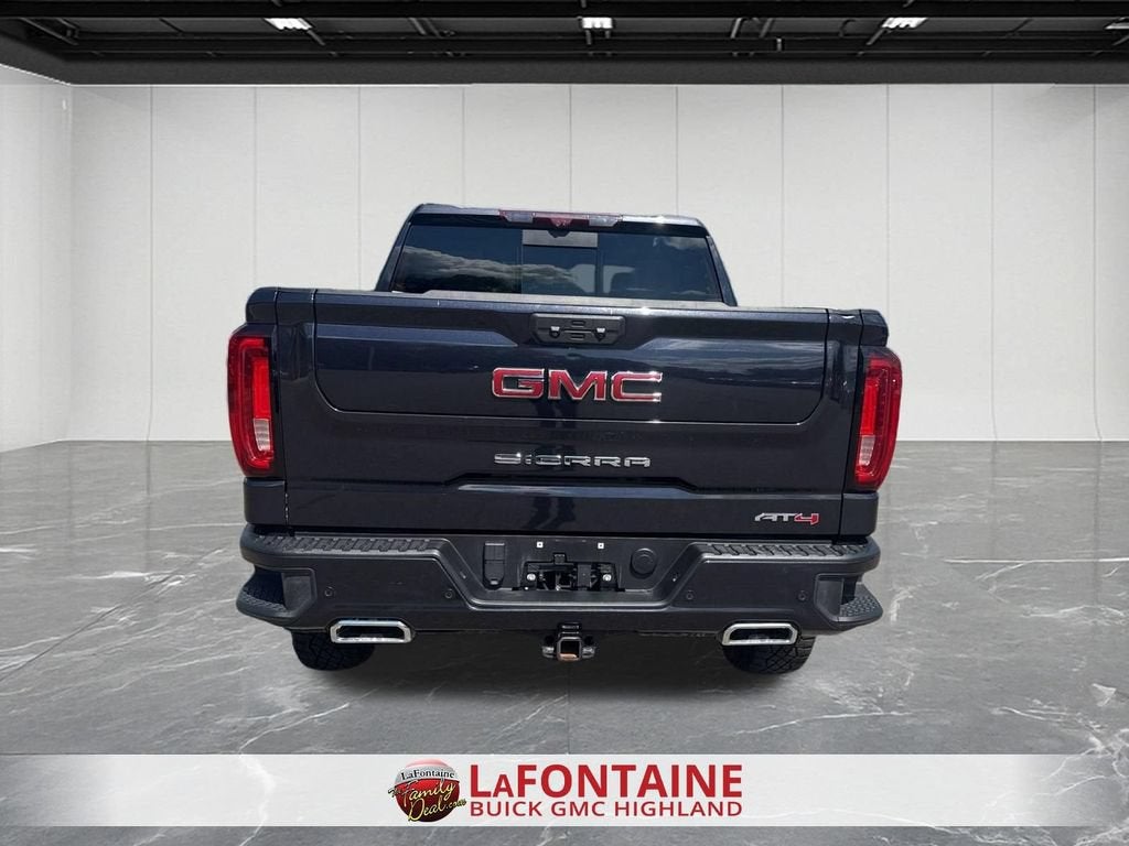 2022 GMC Sierra 1500 AT4