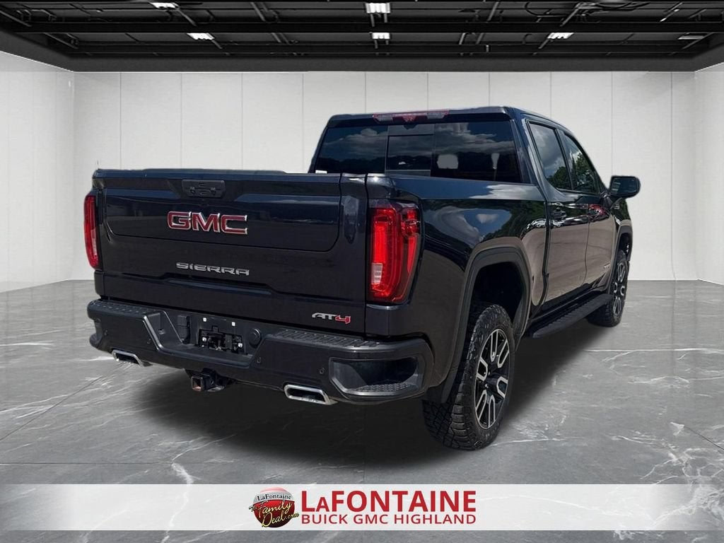 2022 GMC Sierra 1500 AT4