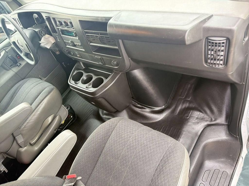 2024 GMC Savana Cargo 2500 Work Van