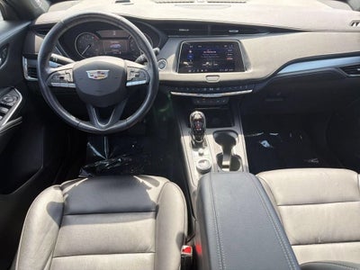 2023 Cadillac XT4 AWD Premium Luxury