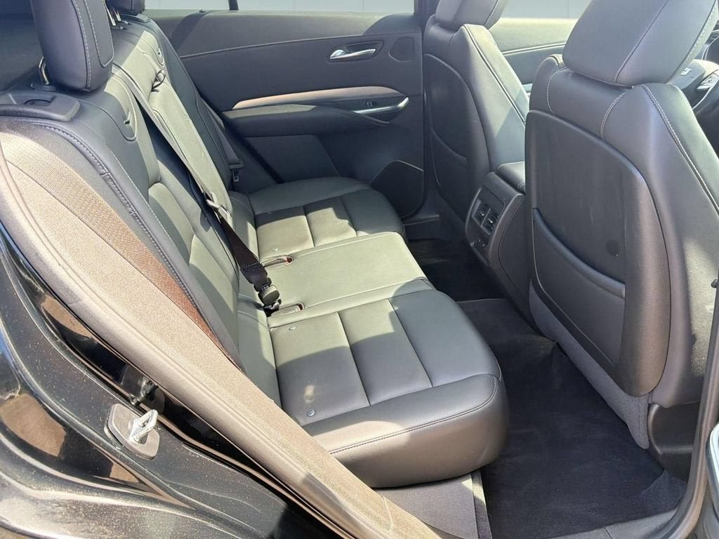 2023 Cadillac XT4 AWD Premium Luxury