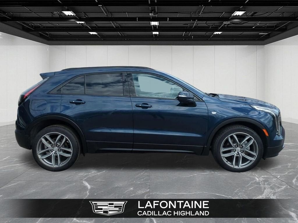 2022 Cadillac XT4 Sport