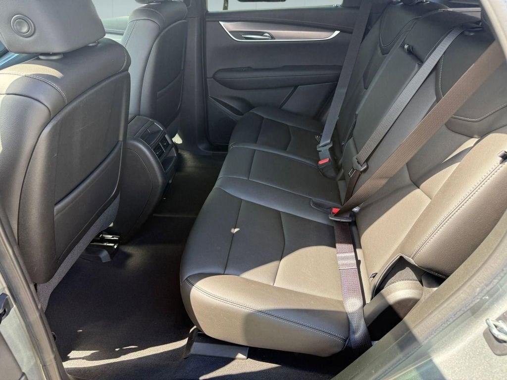 2023 Cadillac XT5 Luxury