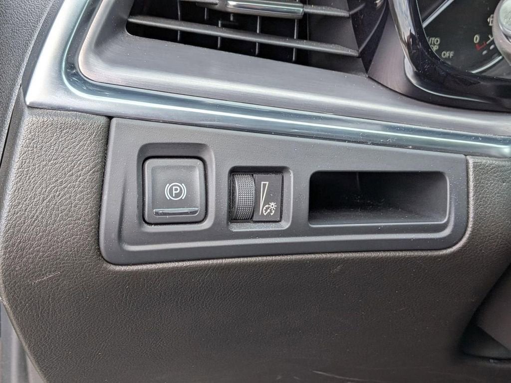 2023 Cadillac XT5 Luxury