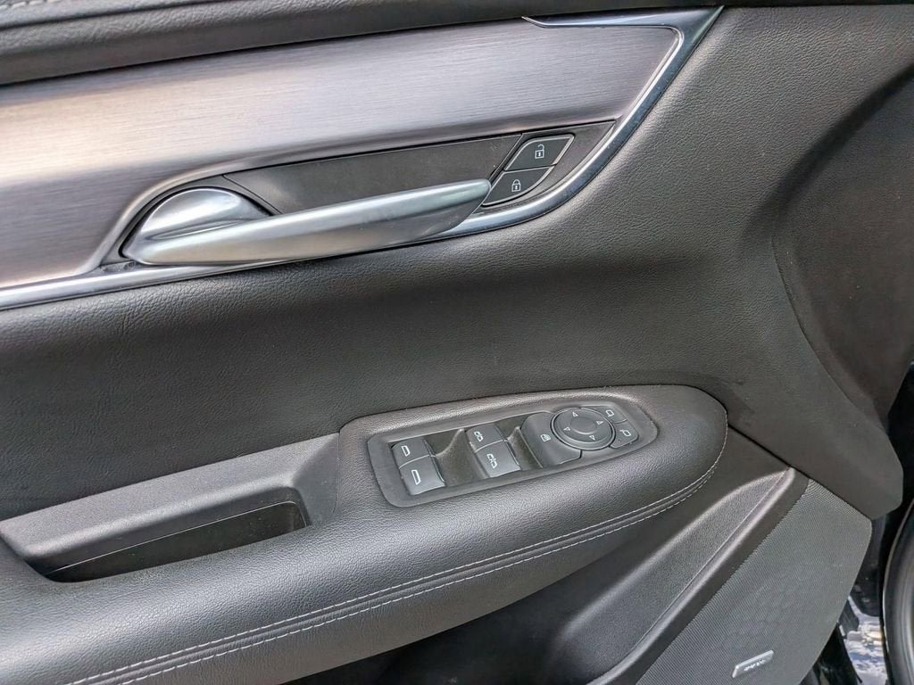 2023 Cadillac XT5 Luxury