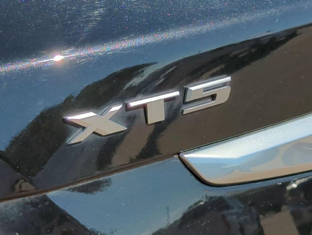 2024 Cadillac XT5 Luxury