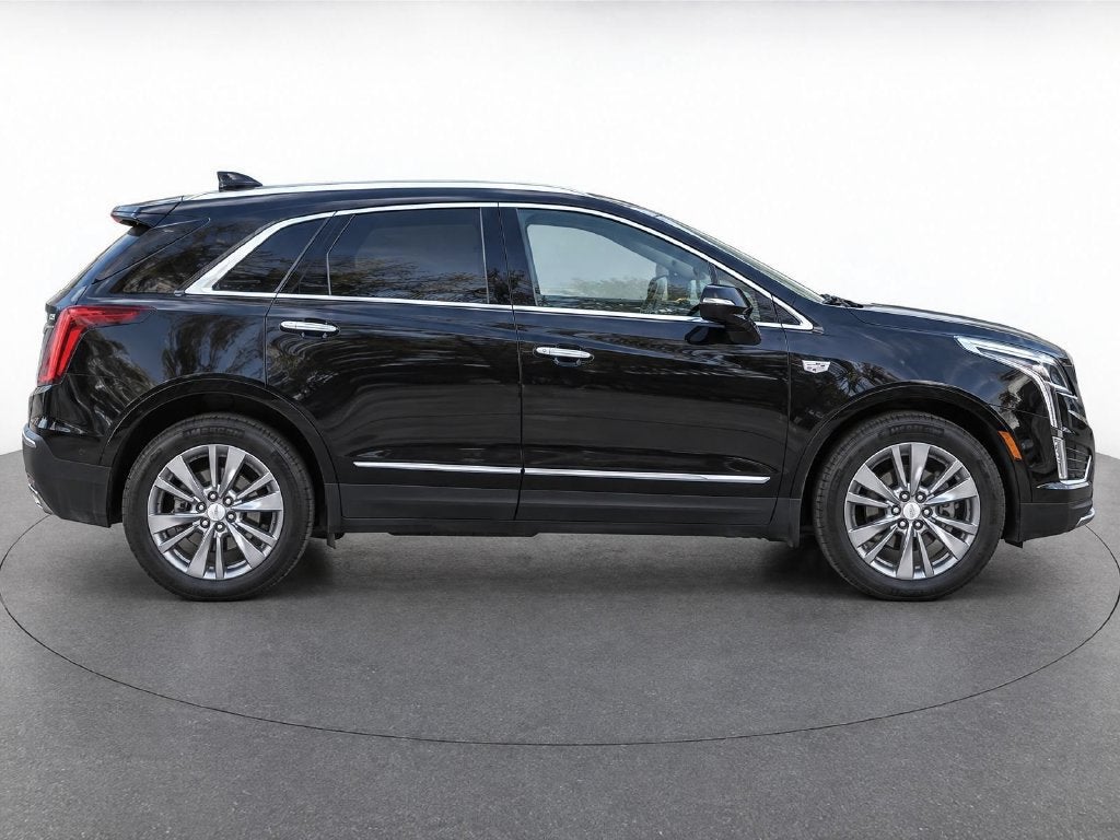 2023 Cadillac XT5 FWD Premium Luxury