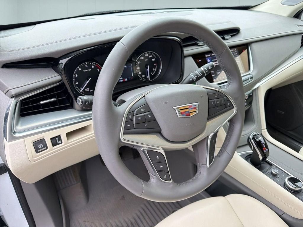 2025 Cadillac XT5 Premium Luxury