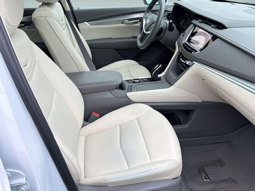 2025 Cadillac XT5 Premium Luxury