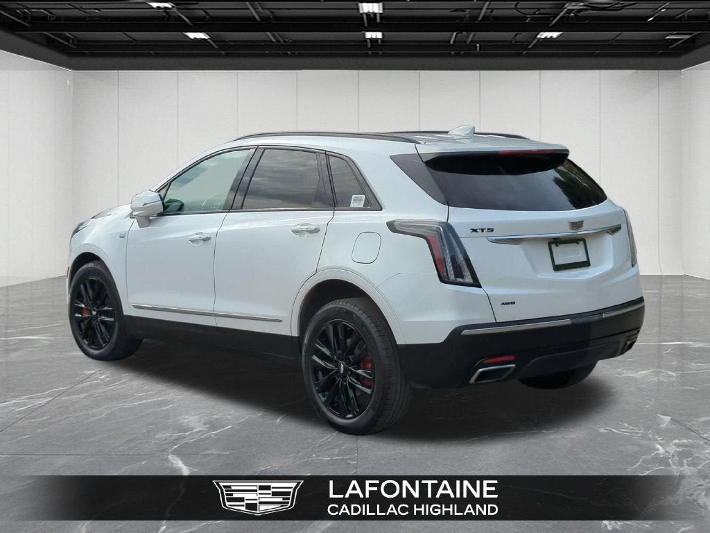 2024 Cadillac XT5 Sport