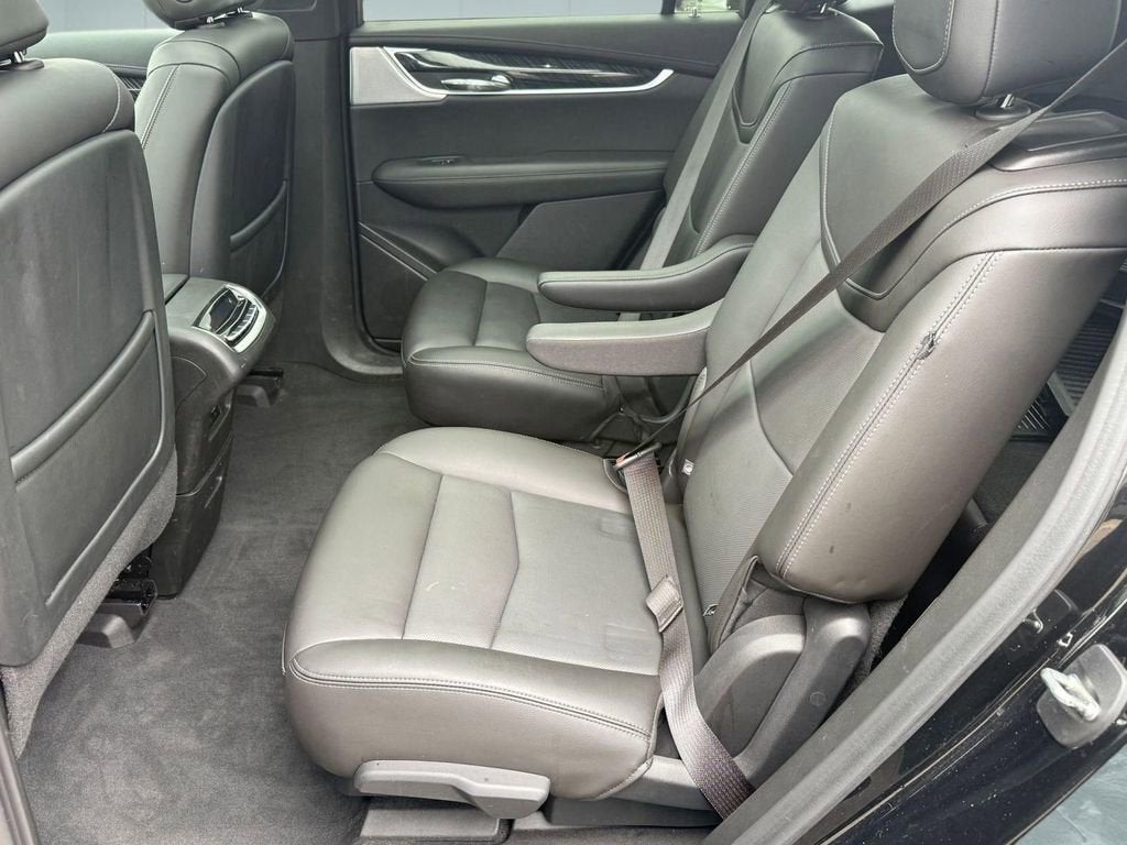 2024 Cadillac XT6 Luxury