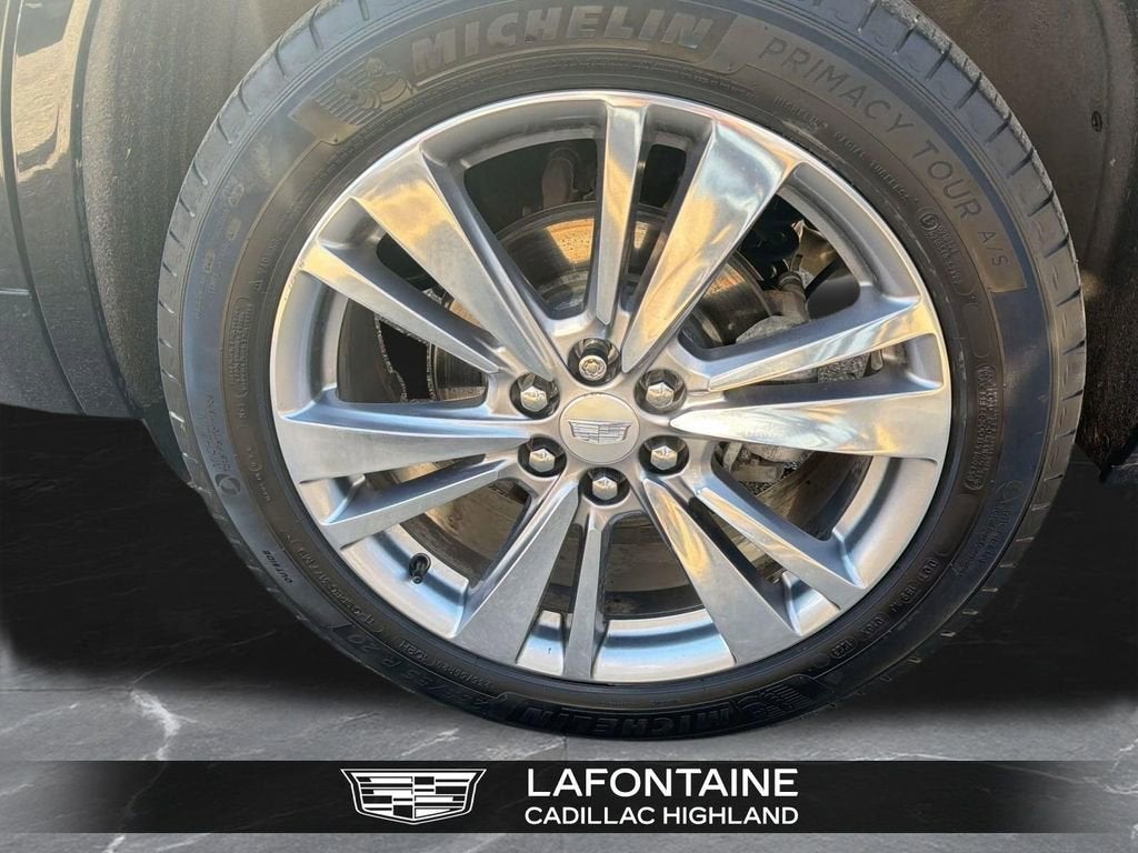 2023 Cadillac XT6 Premium Luxury