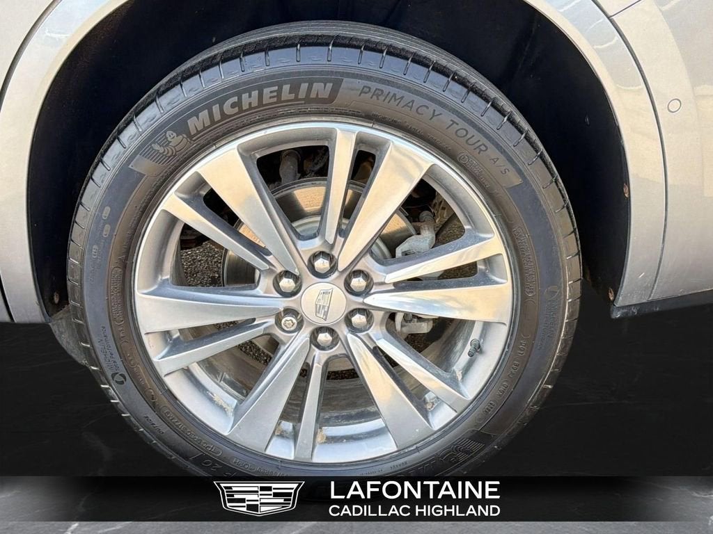 2022 Cadillac XT6 Premium Luxury