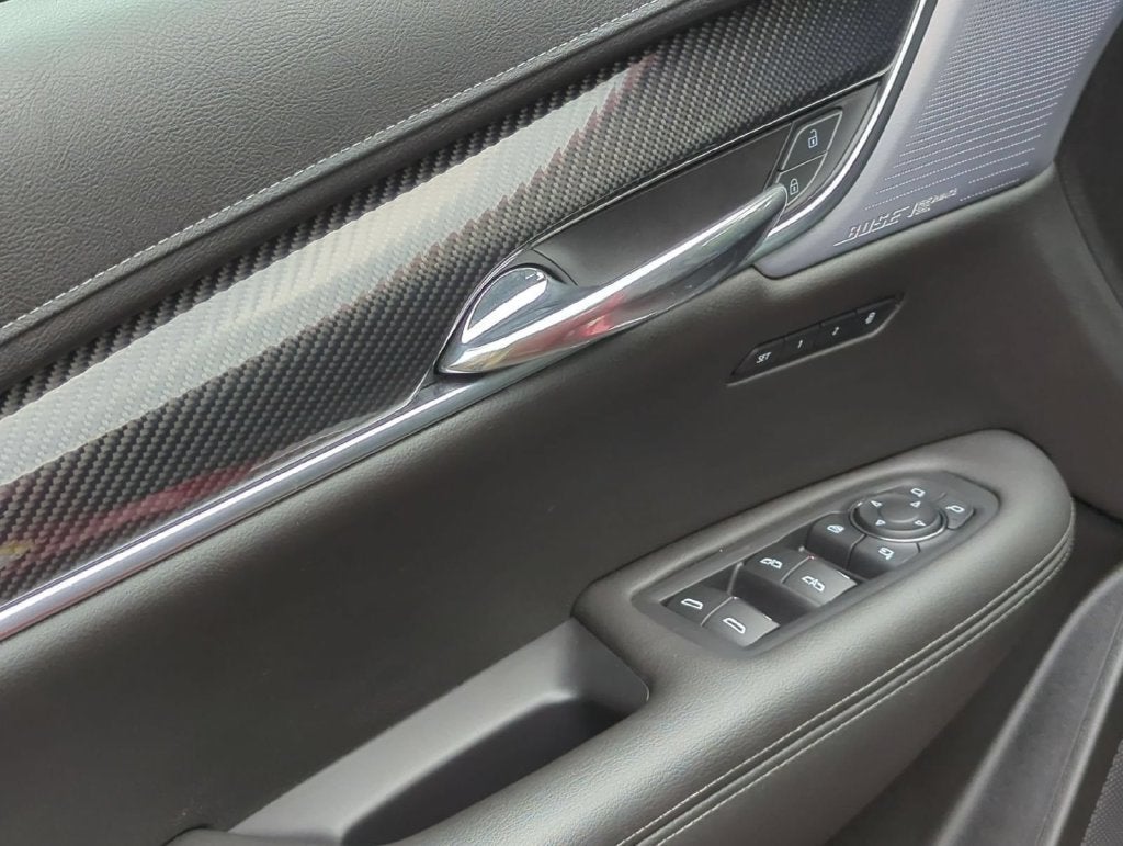 2024 Cadillac XT6 Sport