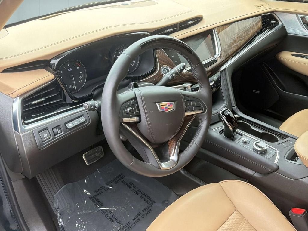 2025 Cadillac XT6 Sport