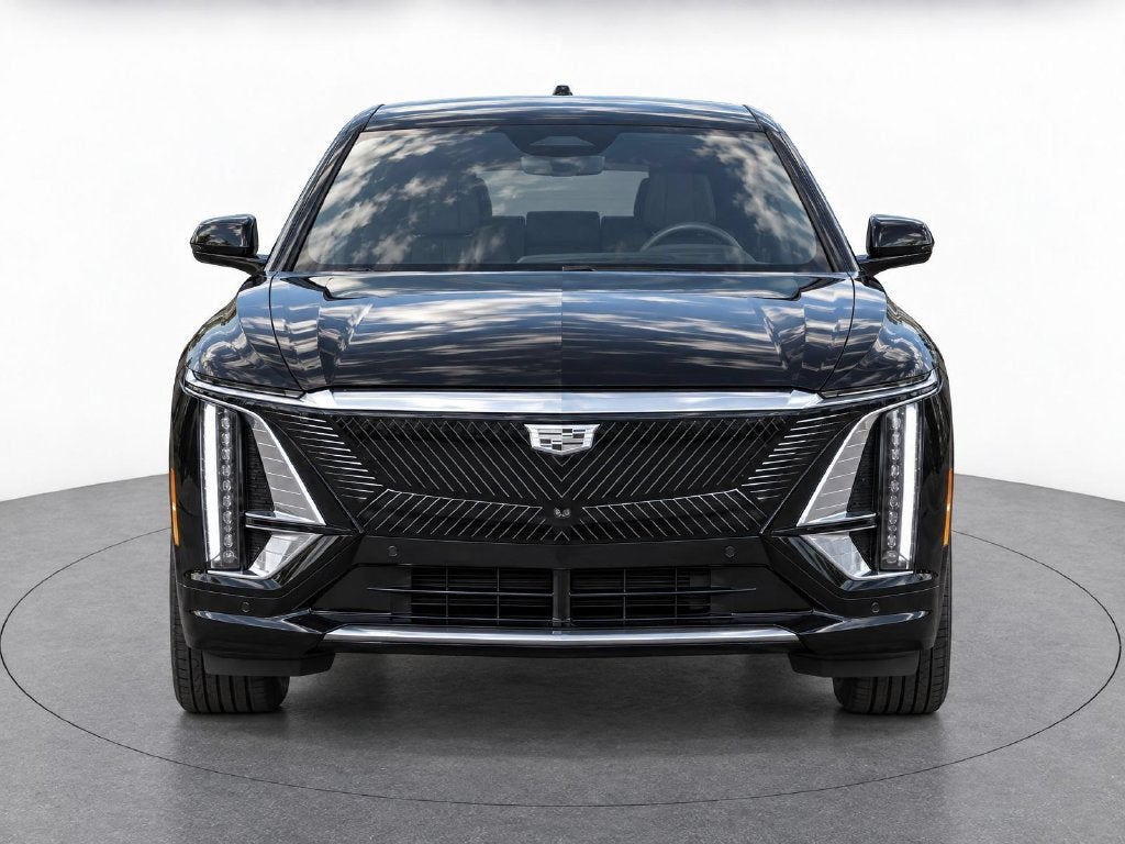 2024 Cadillac LYRIQ Luxury 1