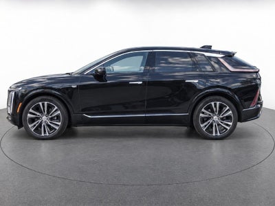 2024 Cadillac LYRIQ Luxury 1