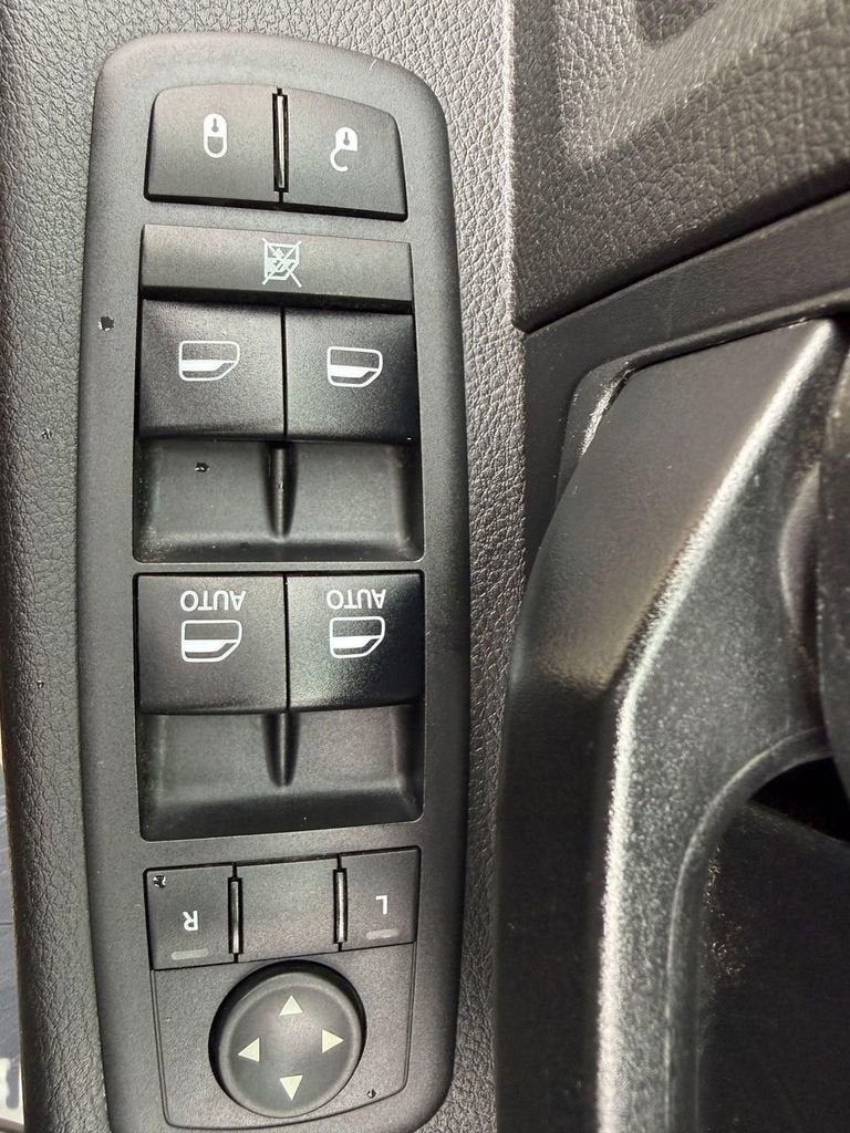 2018 RAM 2500 Tradesman Crew Cab 4x4 6'4" Box