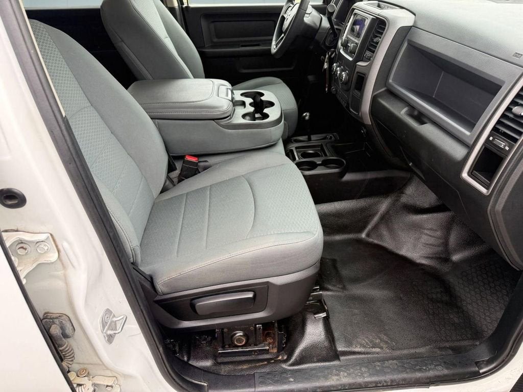 2018 RAM 2500 Tradesman Crew Cab 4x4 6'4" Box
