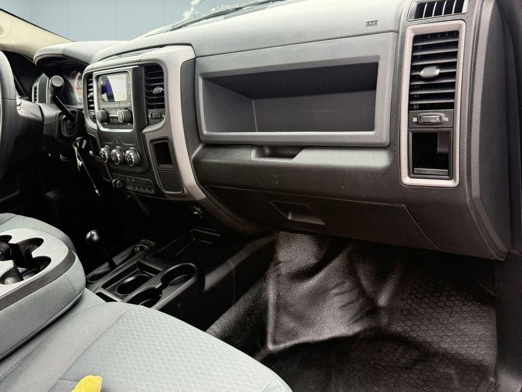 2018 RAM 2500 Tradesman Crew Cab 4x4 6'4" Box