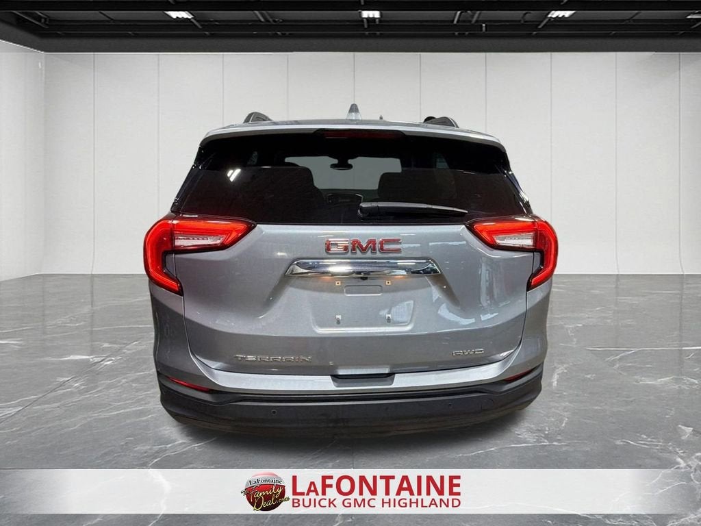 2023 GMC Terrain SLE