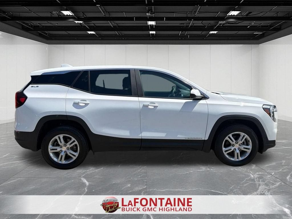 2023 GMC Terrain SLE