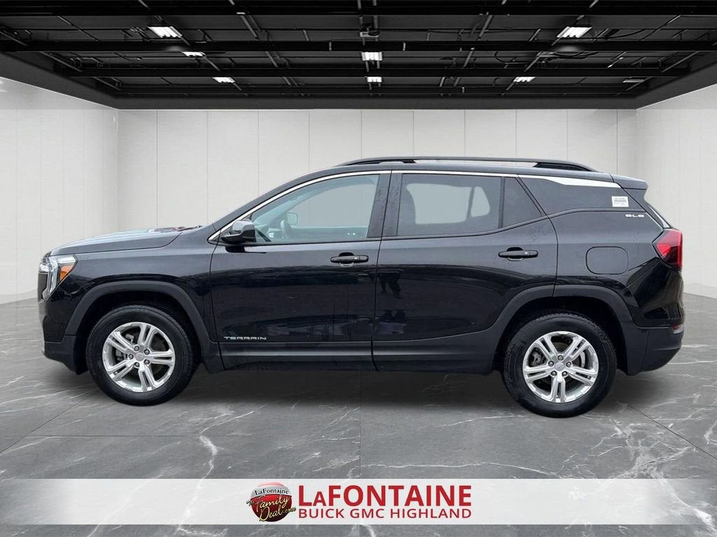 2022 GMC Terrain SLE