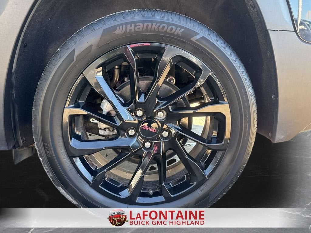 2023 GMC Terrain SLT