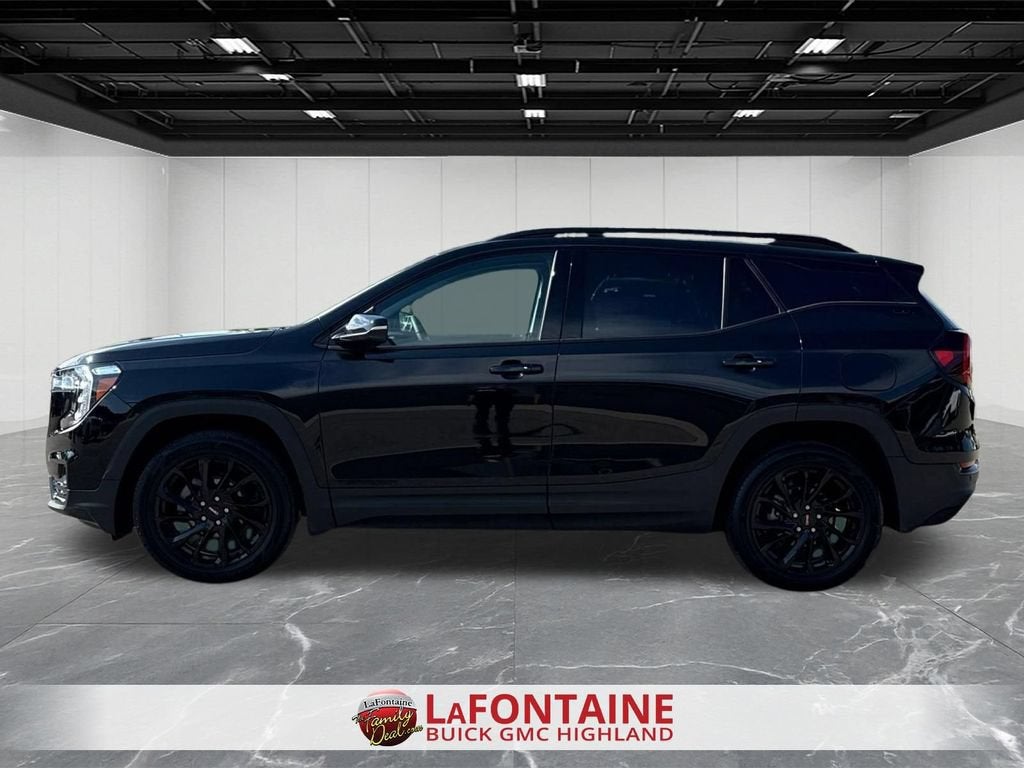 2023 GMC Terrain SLT