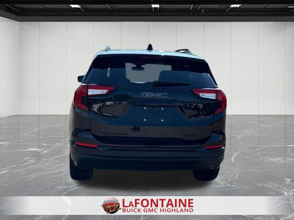 2023 GMC Terrain SLT
