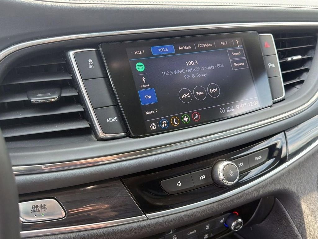 2021 Buick Enclave Essence