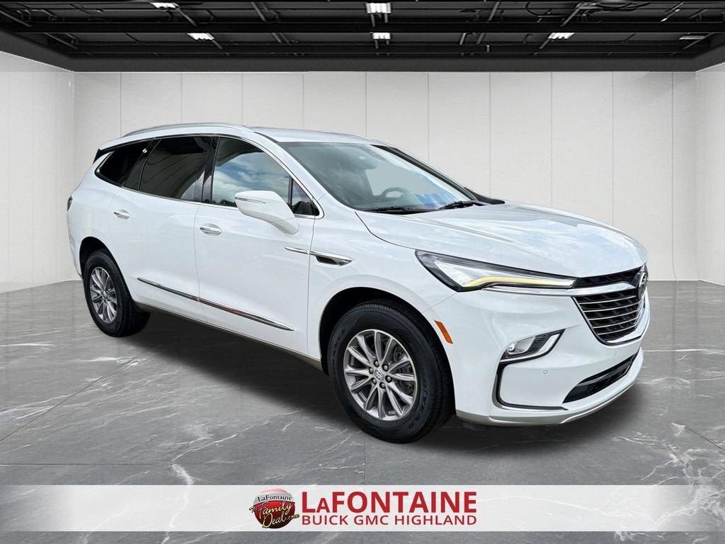 2023 Buick Enclave Essence
