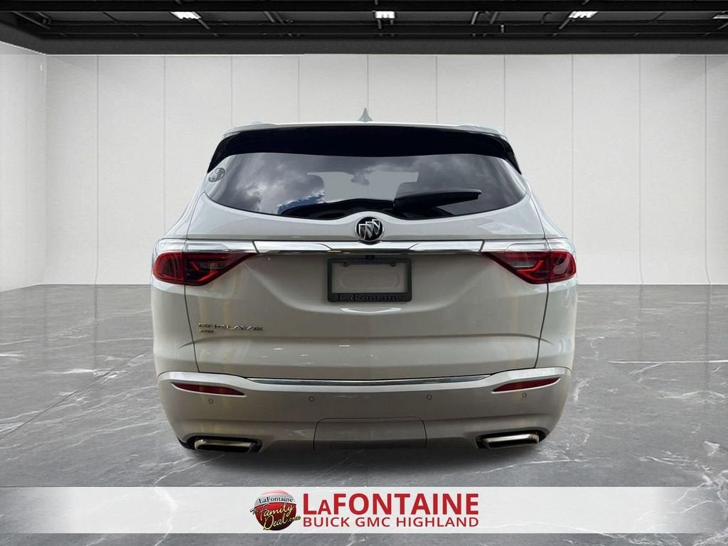 2023 Buick Enclave Essence