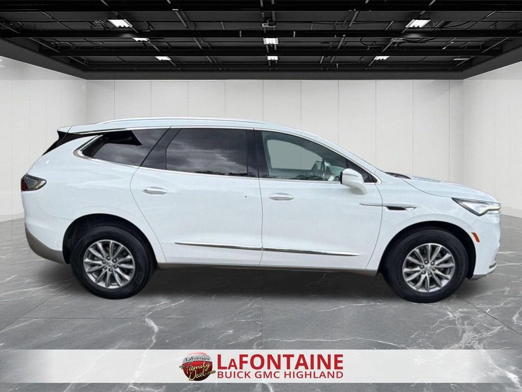 2023 Buick Enclave Essence