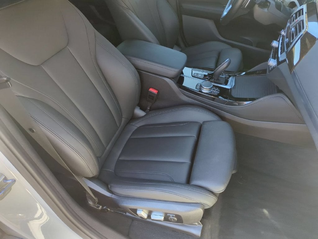 2021 BMW X4 xDrive30i