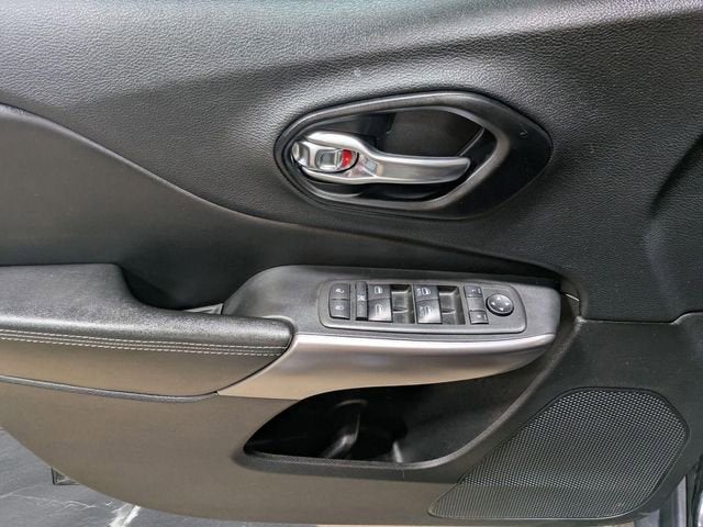 2021 Jeep Cherokee Latitude Lux FWD