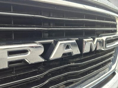 2020 RAM 1500 Big Horn Crew Cab 4x4 5'7" Box