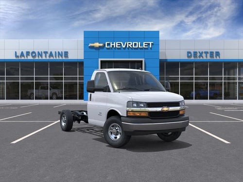 2026 Chevrolet Express Cutaway 3500 1WT