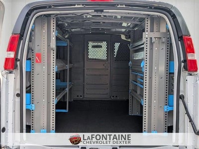 2025 Chevrolet Express Cargo WT