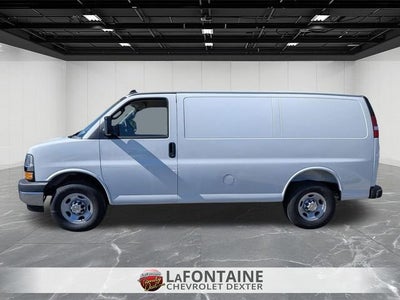 2025 Chevrolet Express Cargo WT