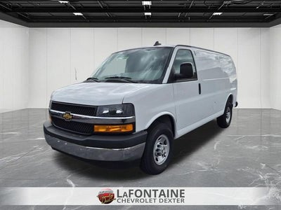 2025 Chevrolet Express Cargo WT