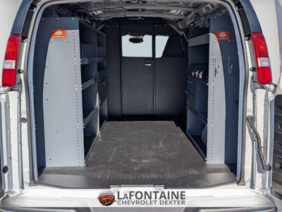2025 Chevrolet Express Cargo WT