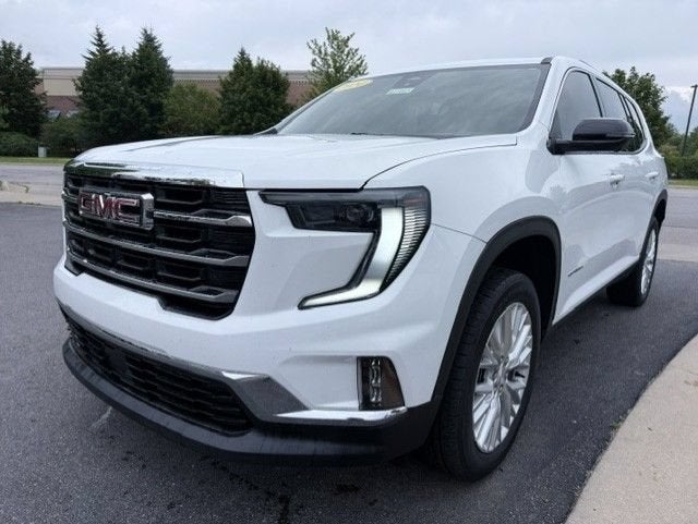 2024 GMC Acadia Elevation