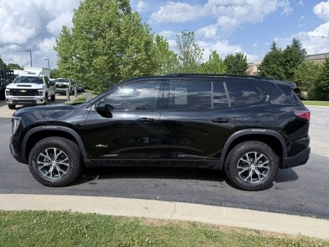 2024 GMC Acadia AT4
