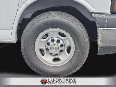 2026 Chevrolet Express Cutaway 3500 1WT